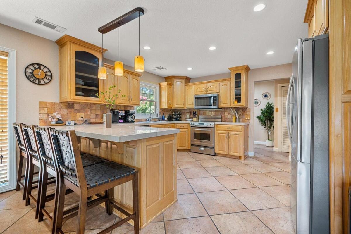 Steps To The Lake, Game Room & More! Sleeps 9 Lake Hamilton Luaran gambar